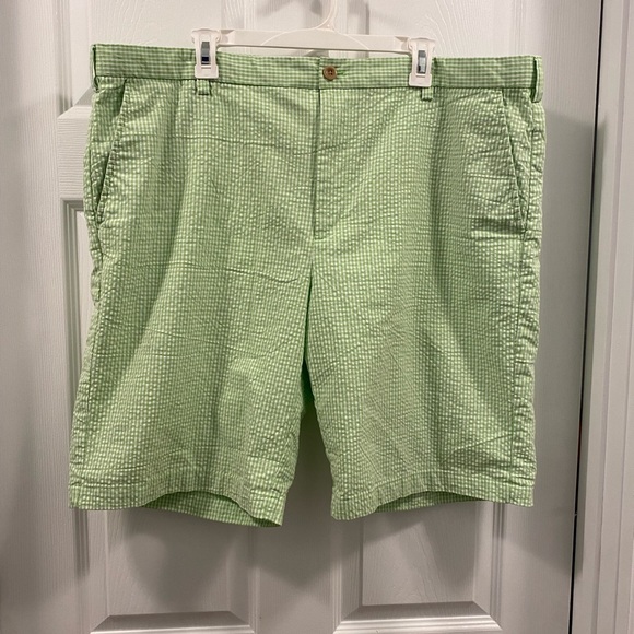Izod Other - Men's IZOD Green Checkered Golf Shorts size 42